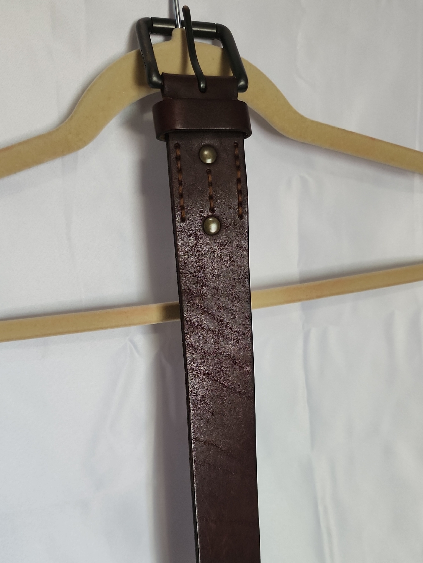 Men's Levis Size 32 Brown Leather Belt With Metal Buckle